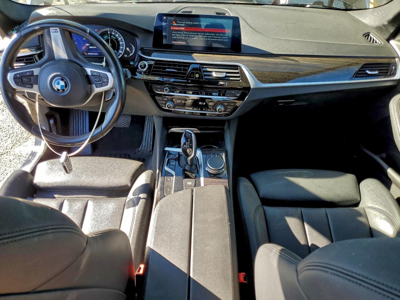 2019 BMW 530E photo 8