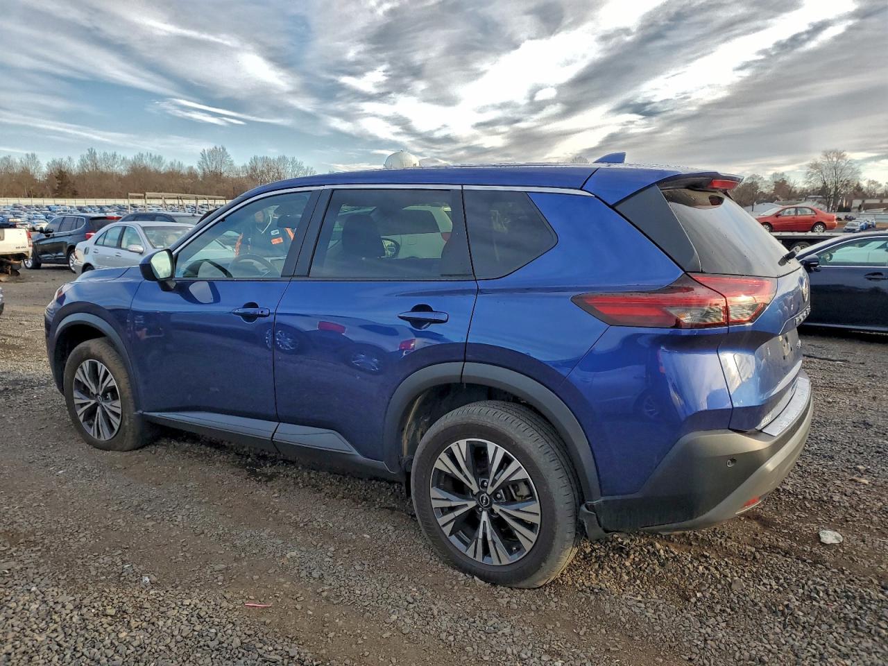 2023 NISSAN ROGUE SV photo 2