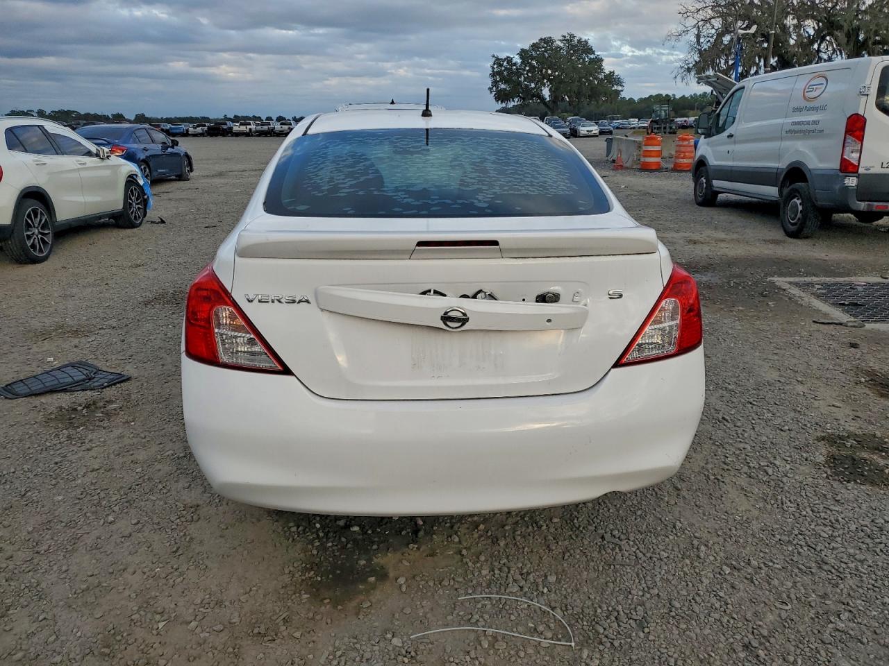 2014 NISSAN VERSA S photo 6