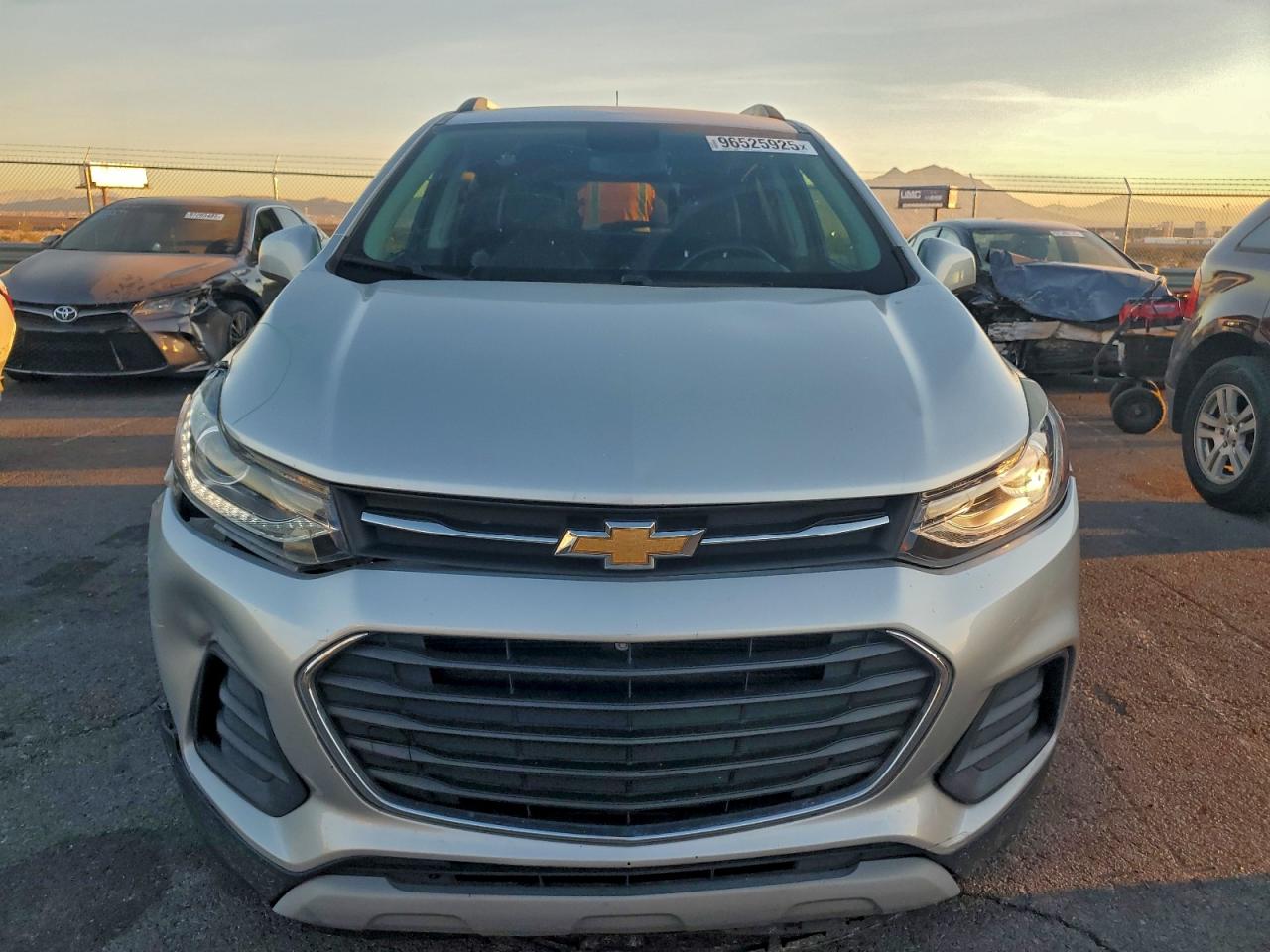 2019 CHEVROLET TRAX 1LT photo 5