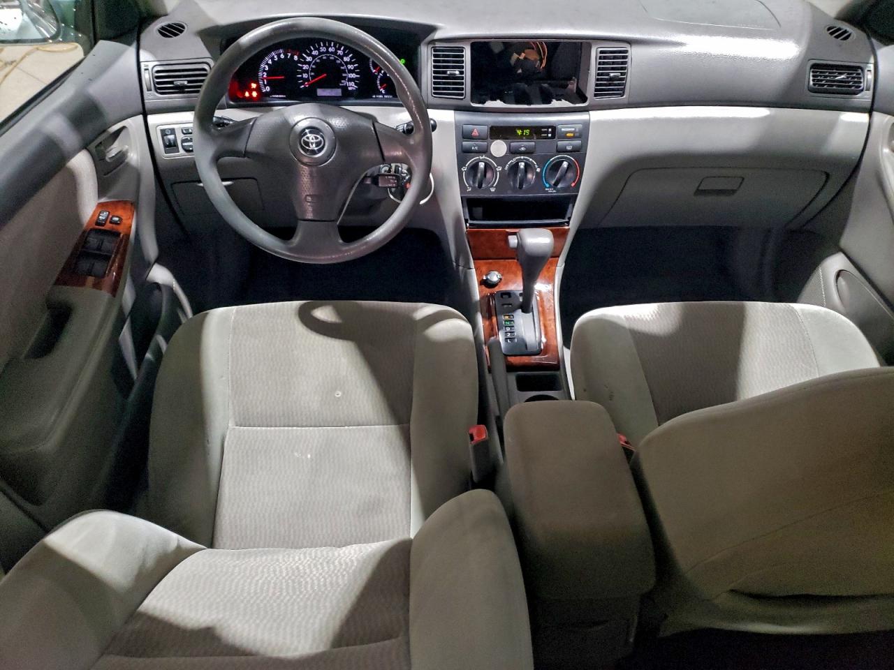 2007 TOYOTA COROLLA CE photo 8