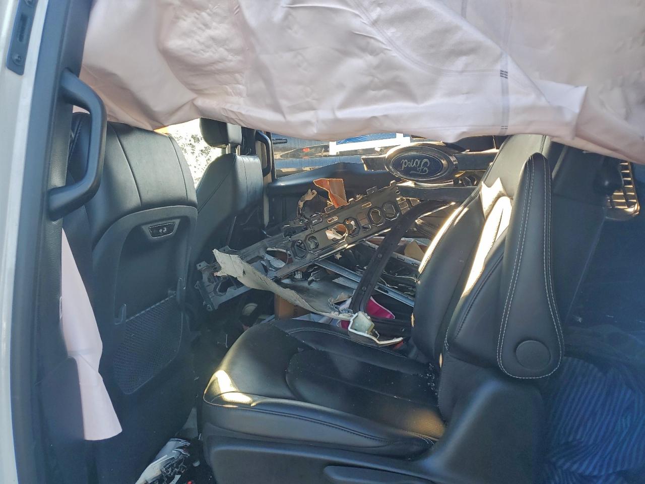 2024 CHRYSLER PACIFICA HYBRID SELECT photo 11