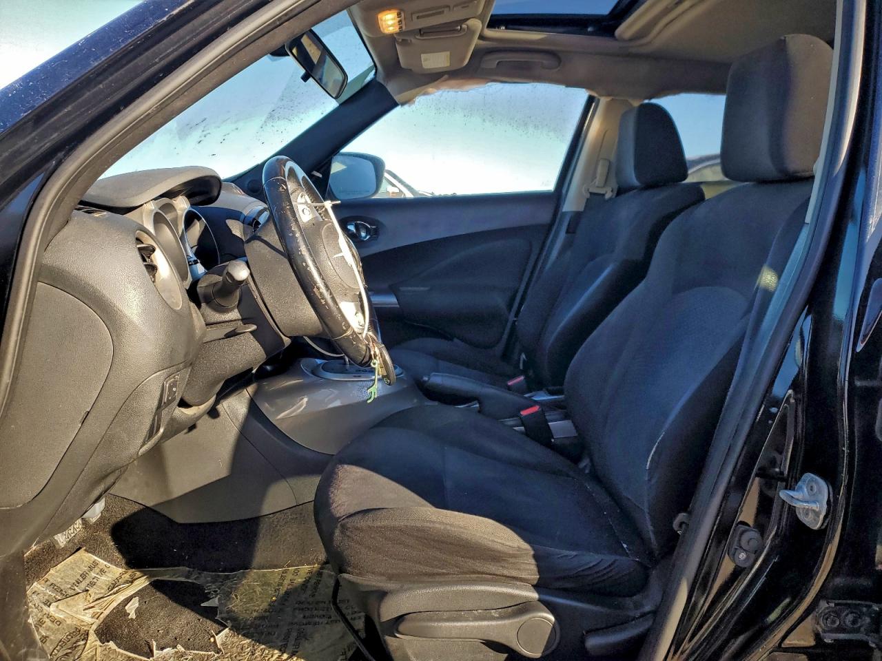 2015 NISSAN JUKE S photo 7
