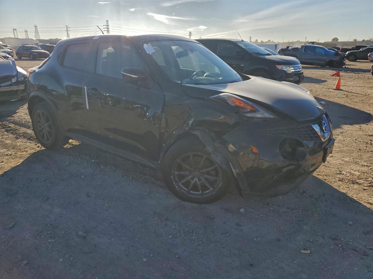 2015 NISSAN JUKE S photo 4
