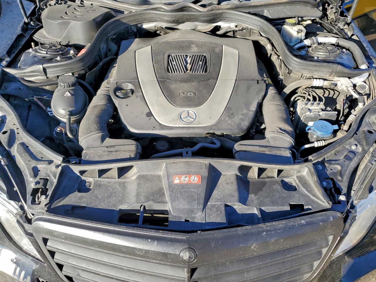2010 MERCEDES-BENZ E 350 photo 11