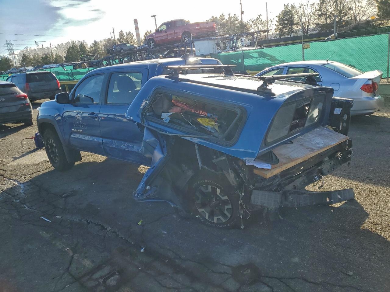 2017 TOYOTA TACOMA DOUBLE CAB photo 2