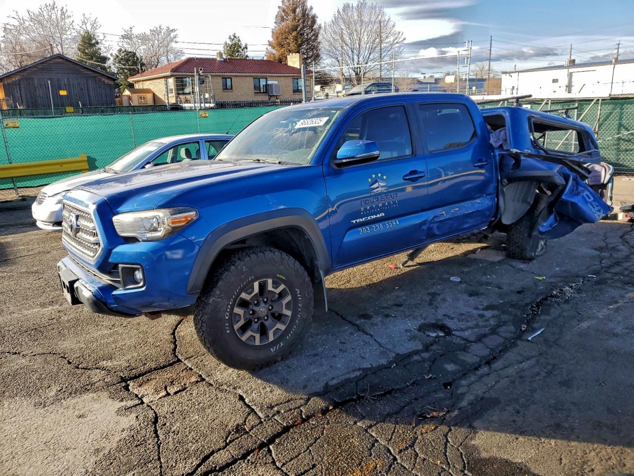 2017 TOYOTA TACOMA
