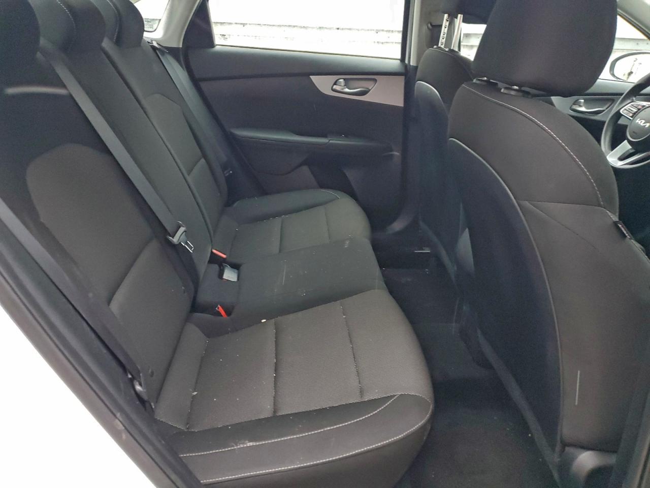 2024 KIA FORTE LX photo 19