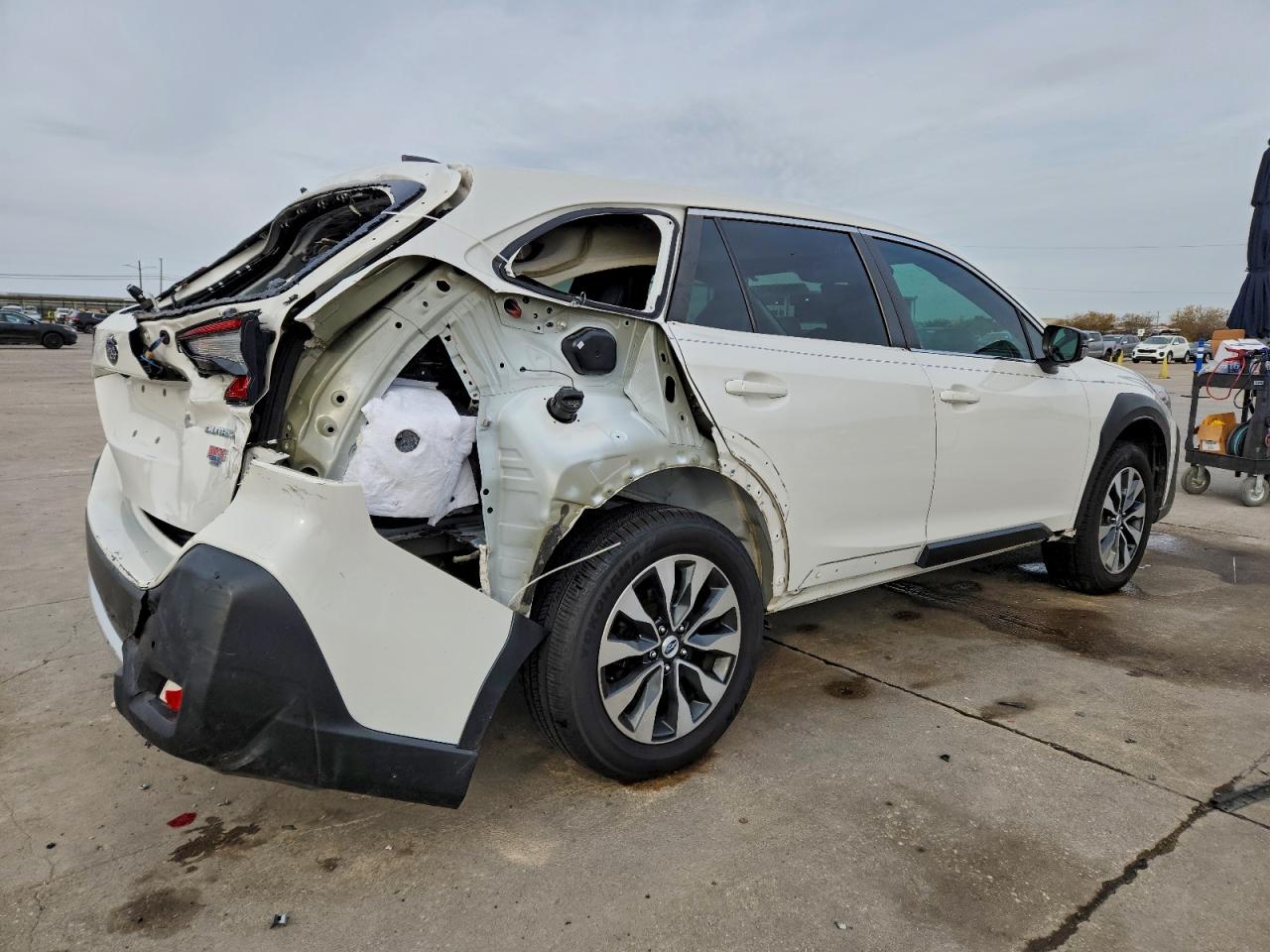 2023 SUBARU OUTBACK LIMITED photo 5