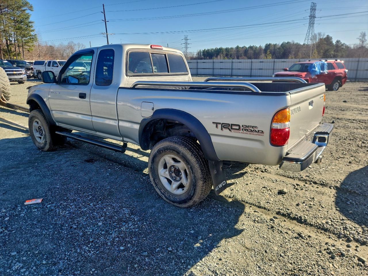 2003 TOYOTA TACOMA XTRACAB photo 2