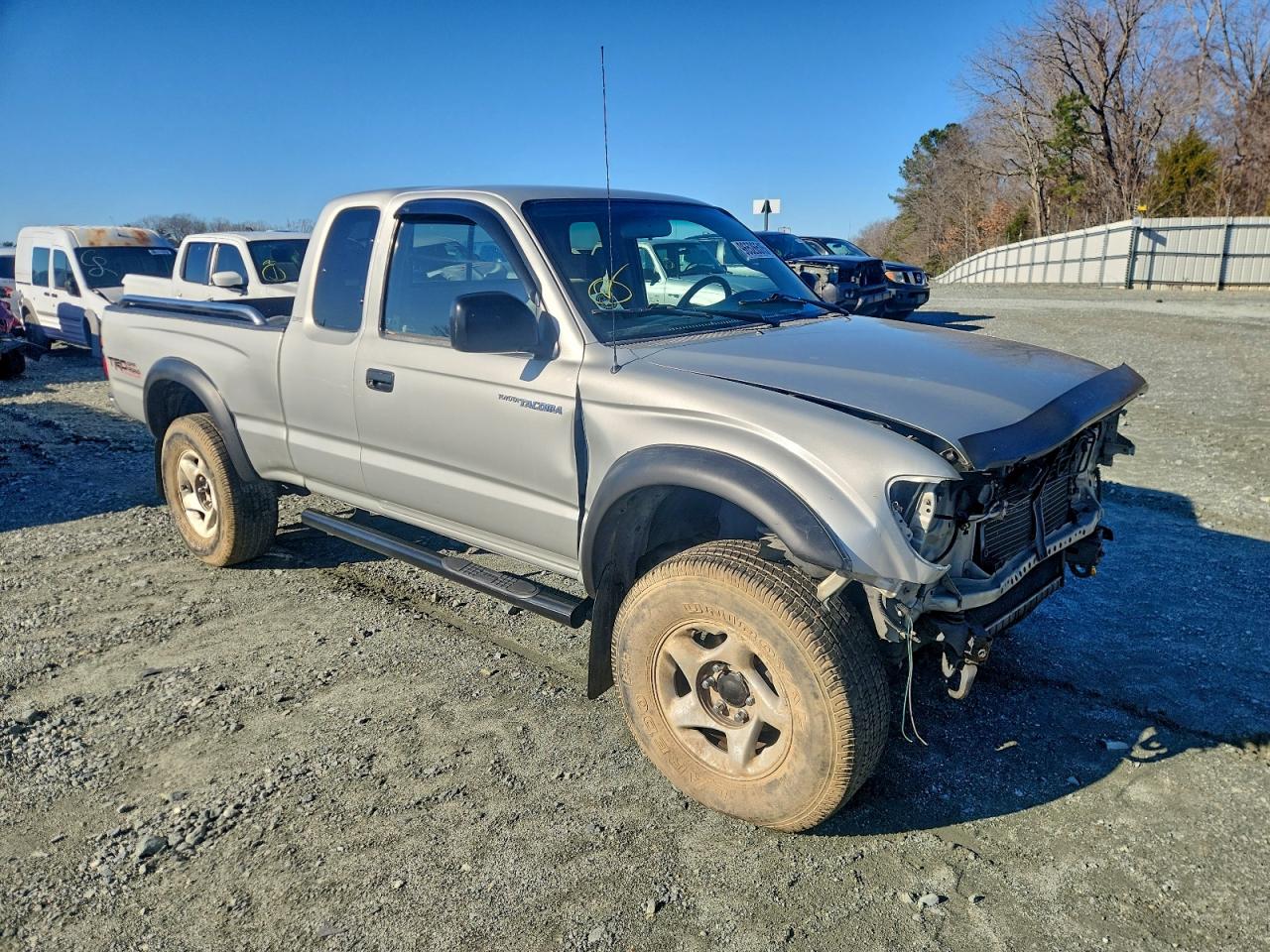 2003 TOYOTA TACOMA XTRACAB photo 4