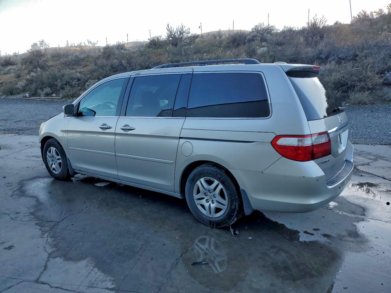 2006 HONDA ODYSSEY TOURING photo 2