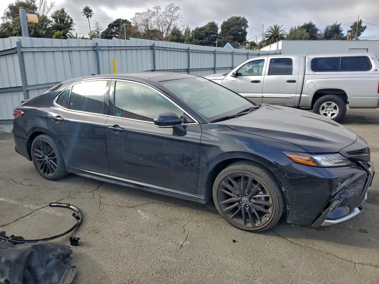 2021 TOYOTA CAMRY XSE photo 4