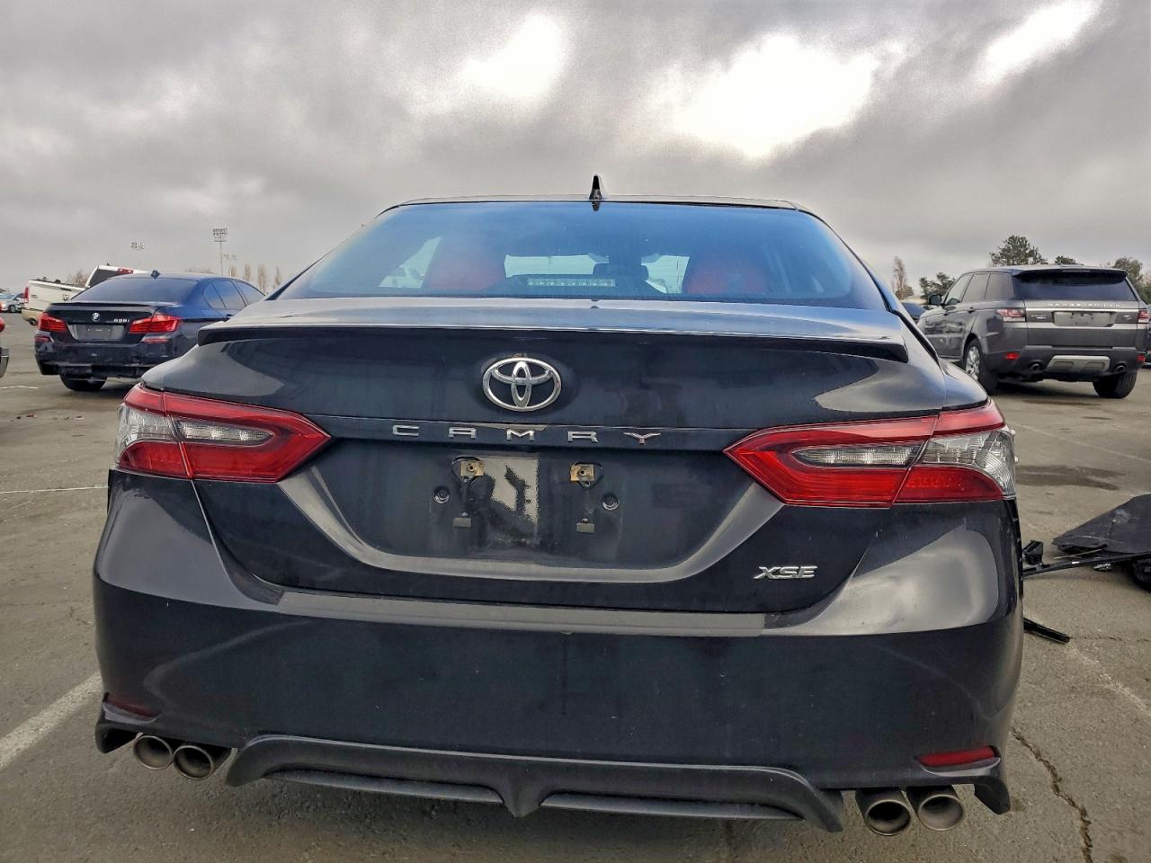 2021 TOYOTA CAMRY XSE photo 6