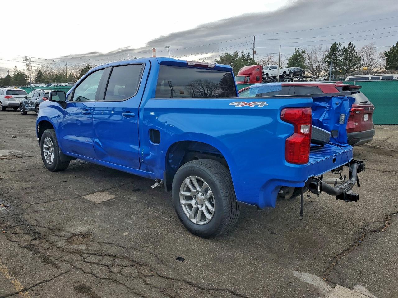 2025 CHEVROLET SILVERADO K1500 LT-L photo 2