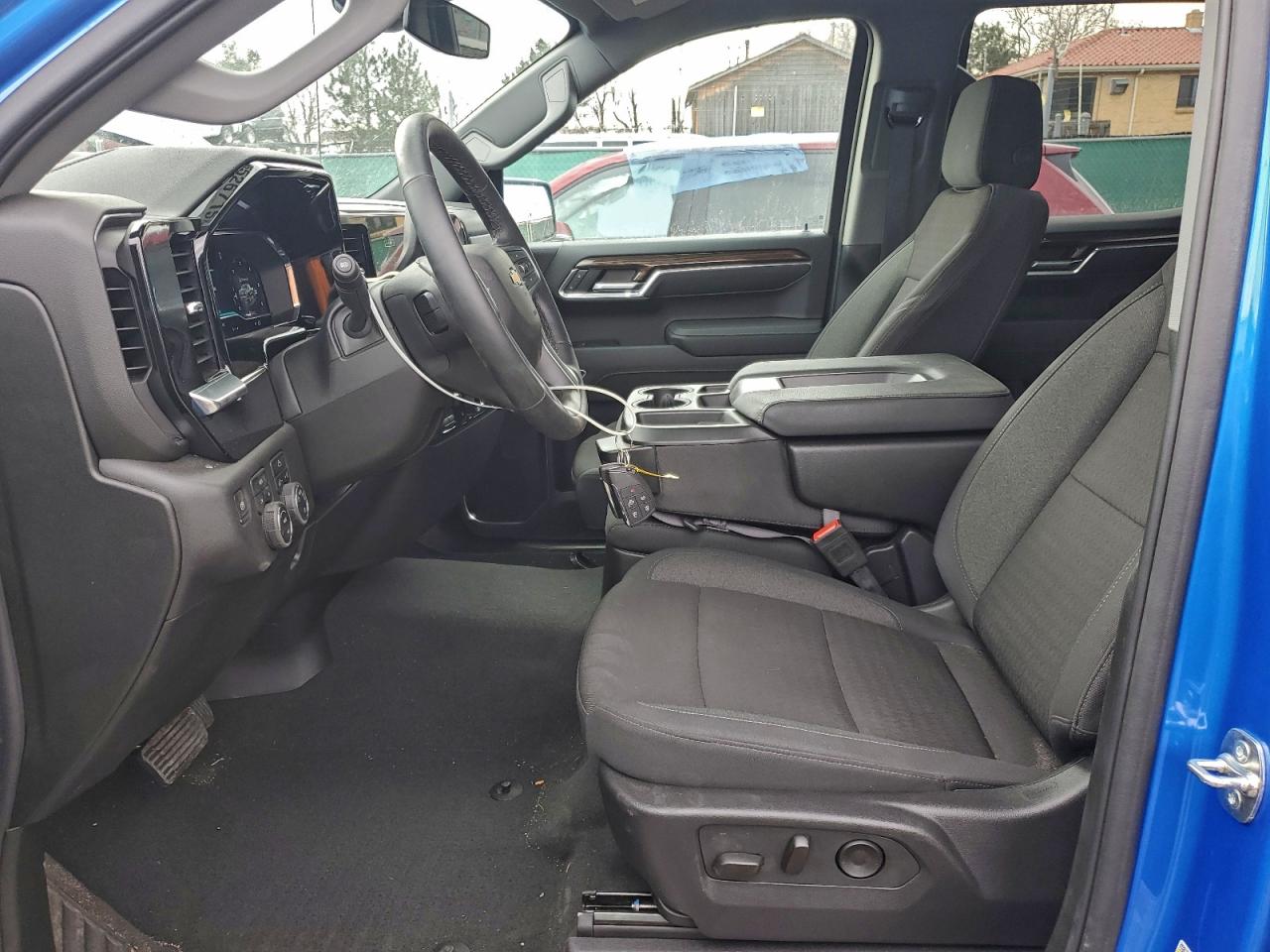 2025 CHEVROLET SILVERADO K1500 LT-L photo 7