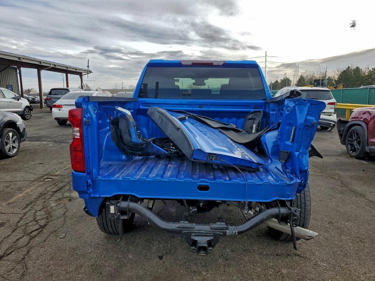 2025 CHEVROLET SILVERADO K1500 LT-L photo 6