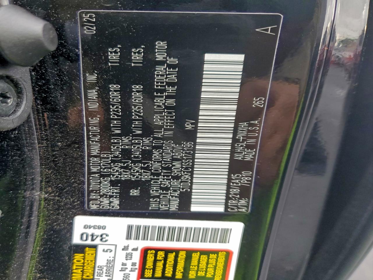2025 TOYOTA SIENNA XLE photo 25