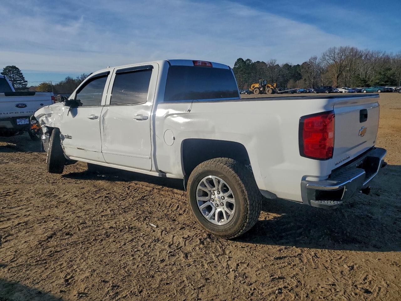 2018 CHEVROLET SILVERADO K1500 LT photo 2