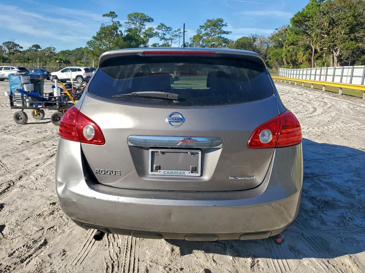 2013 NISSAN ROGUE S photo 6