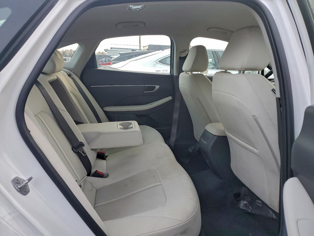 2024 HYUNDAI SONATA SEL photo 9