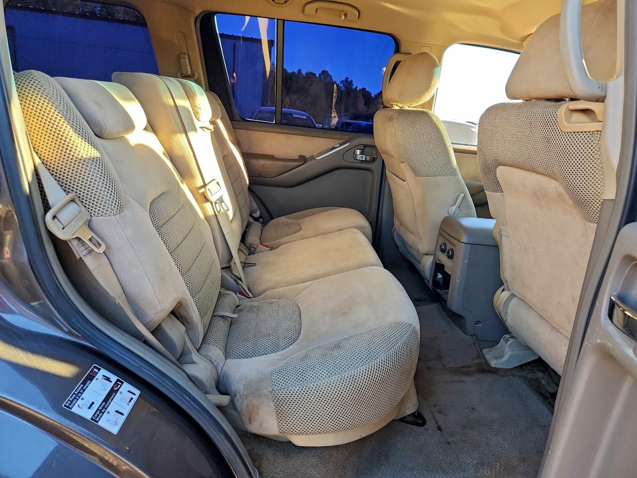 2008 NISSAN PATHFINDER S photo 11