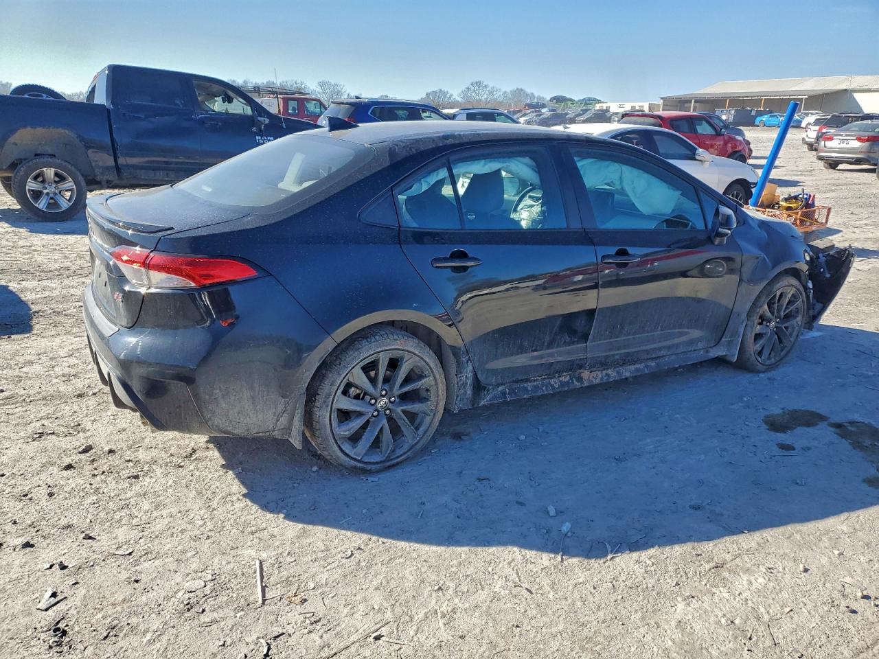 2024 TOYOTA COROLLA SE photo 3