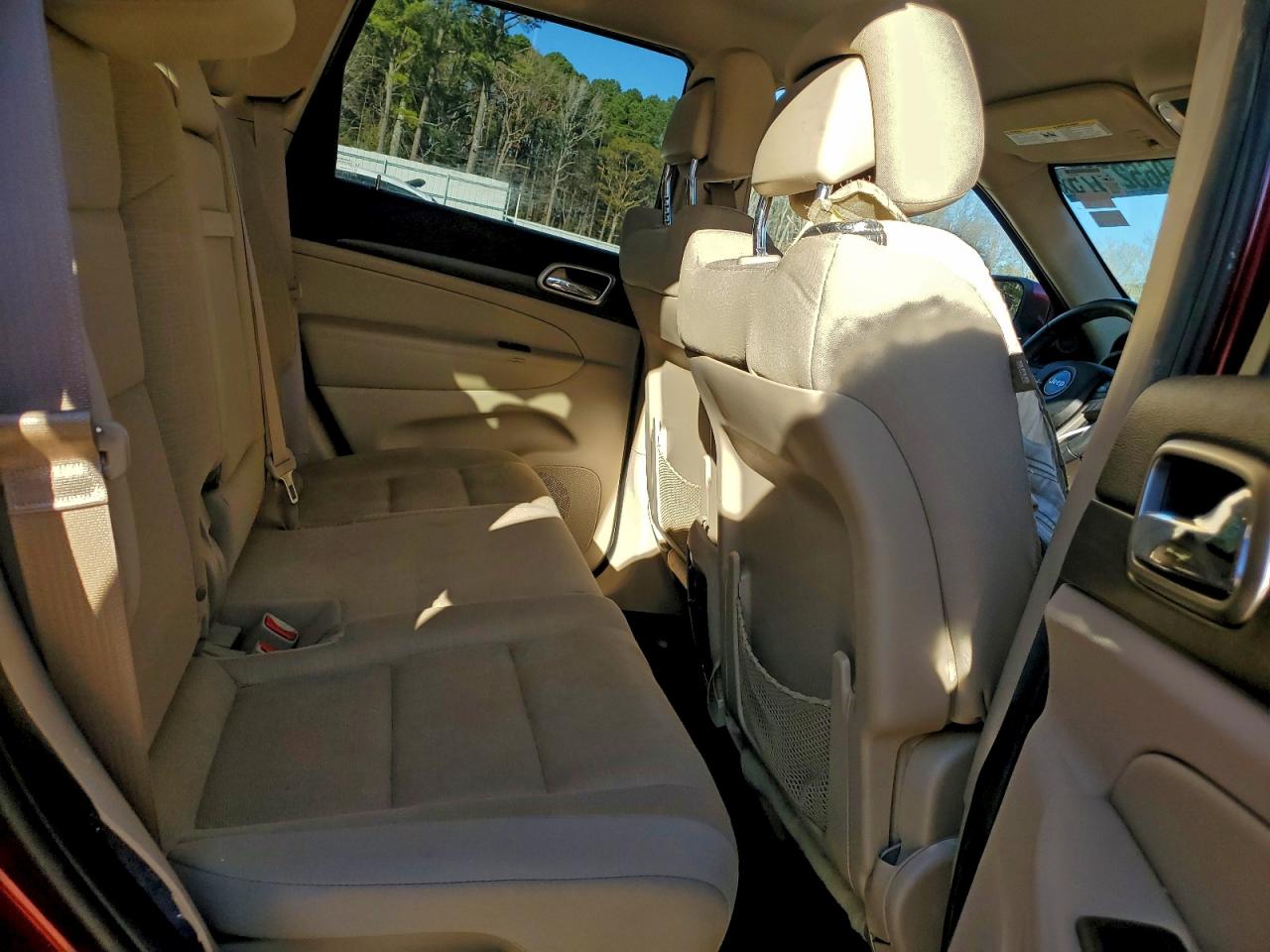 2015 JEEP GRAND CHEROKEE LAREDO photo 10