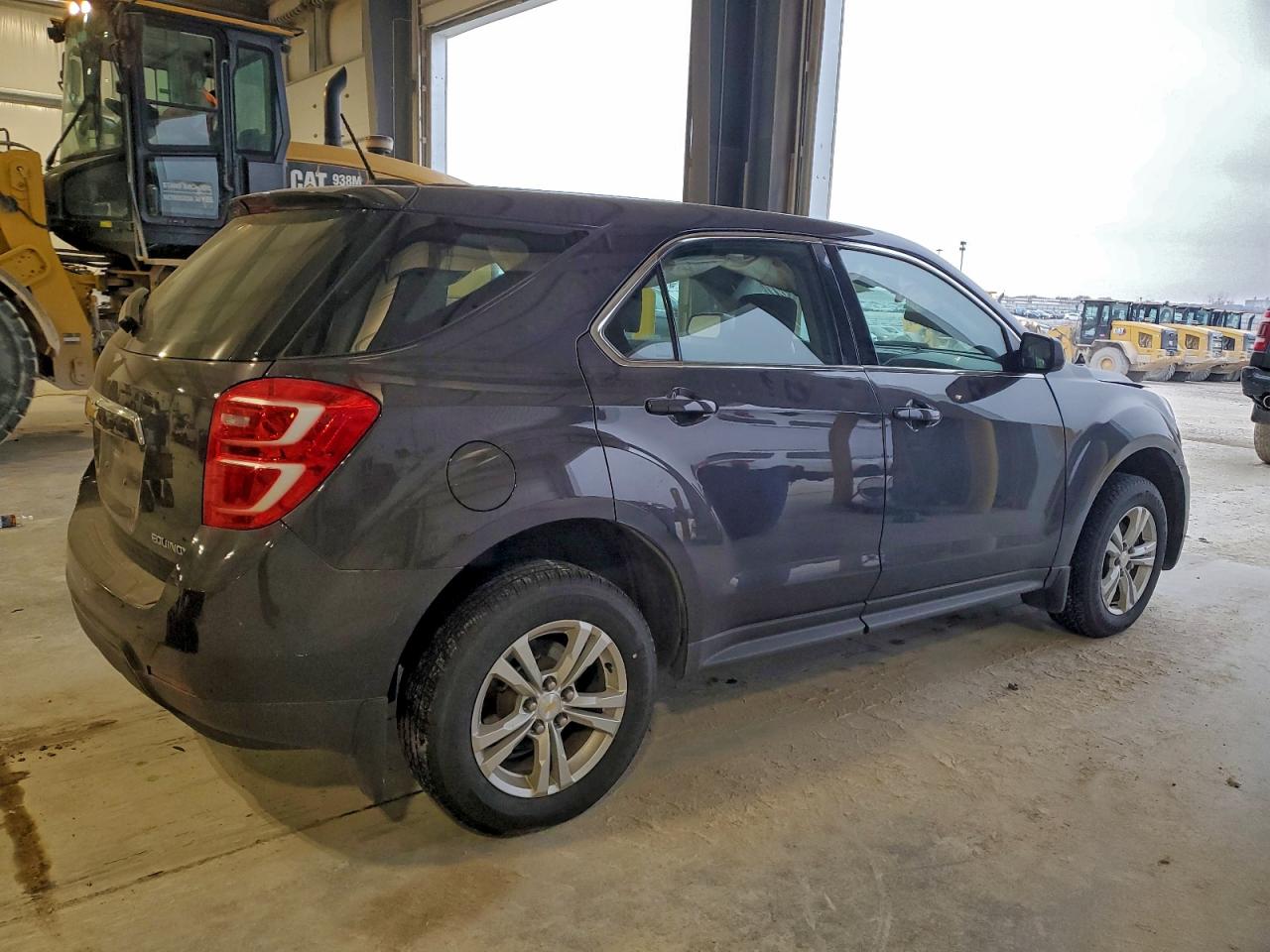 2016 CHEVROLET EQUINOX LS photo 3