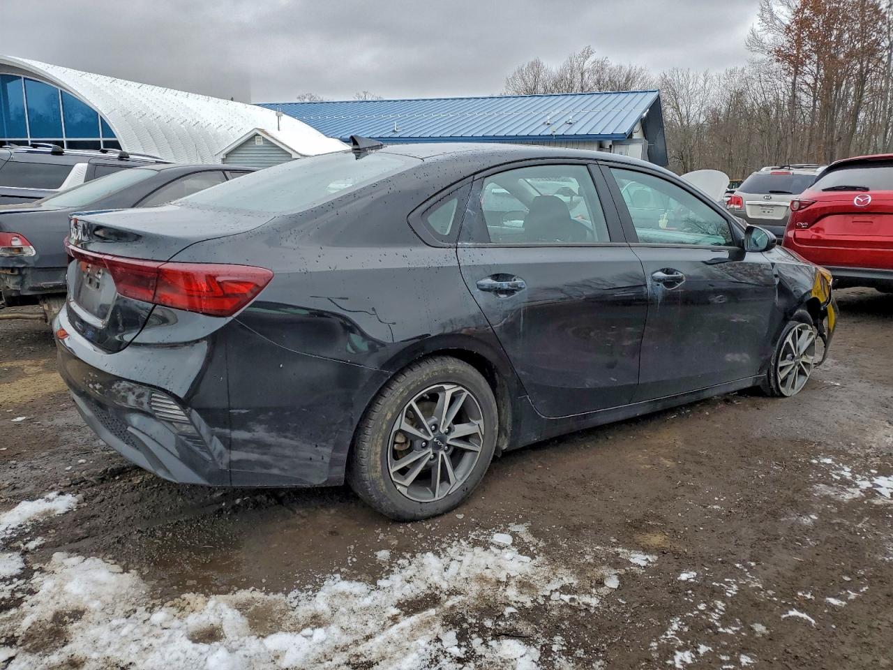 2023 KIA FORTE LX photo 5