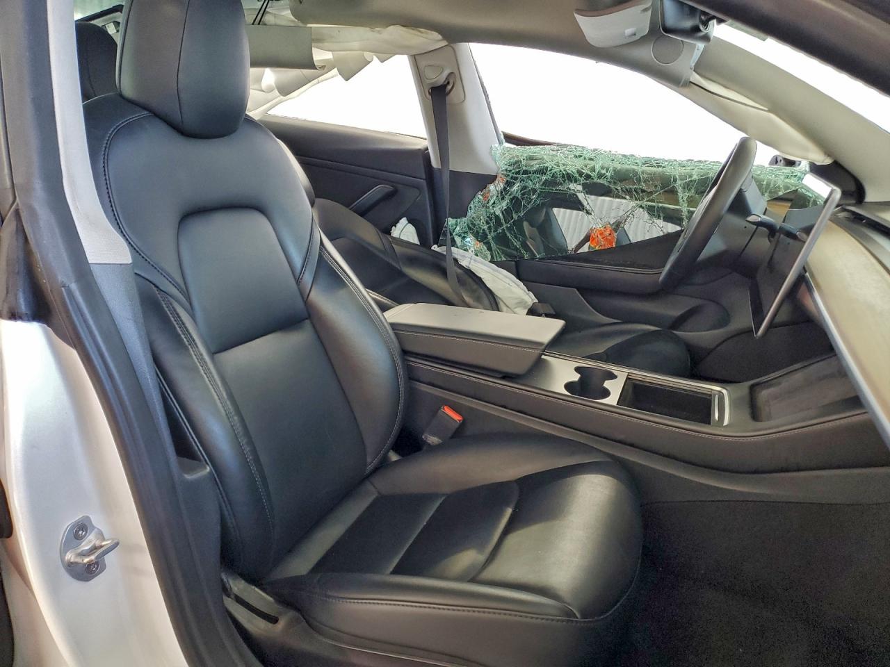 2022 TESLA MODEL 3 photo 19