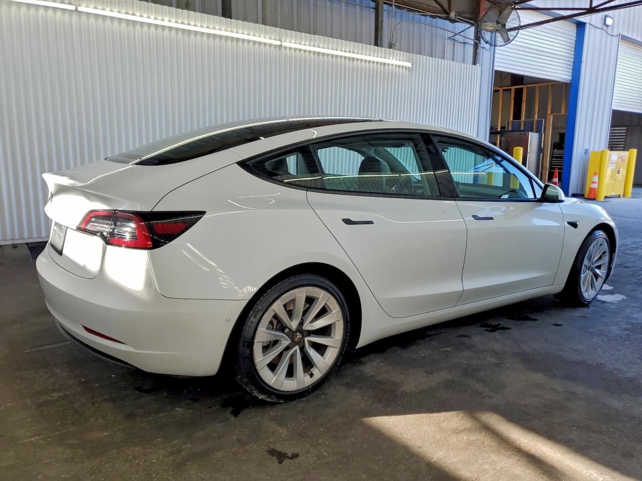 2022 TESLA MODEL 3 photo 7