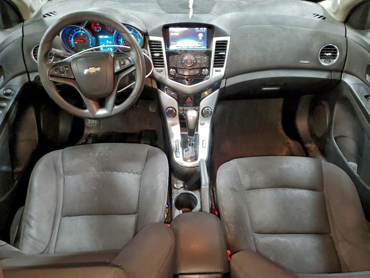 2015 CHEVROLET CRUZE LT photo 8