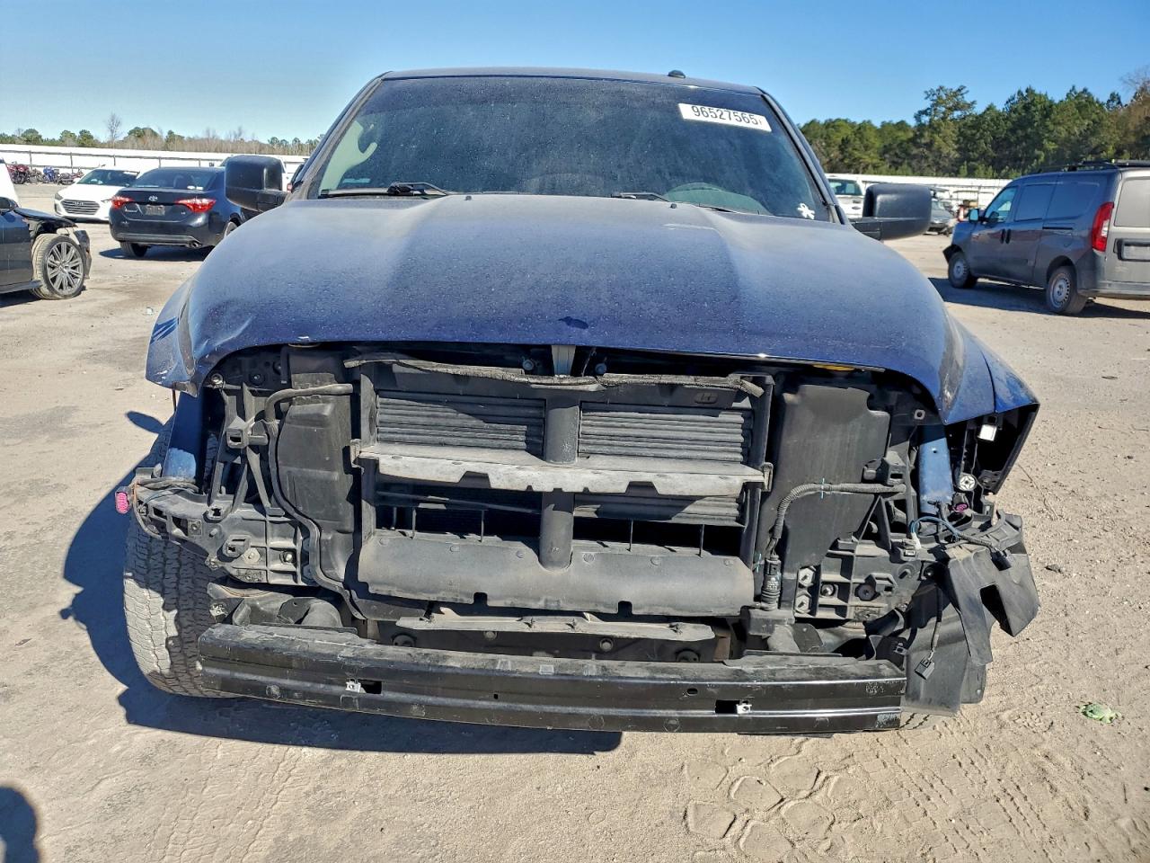 2017 RAM 1500 ST photo 9