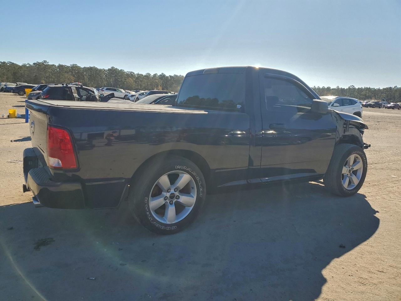 2017 RAM 1500 ST photo 5
