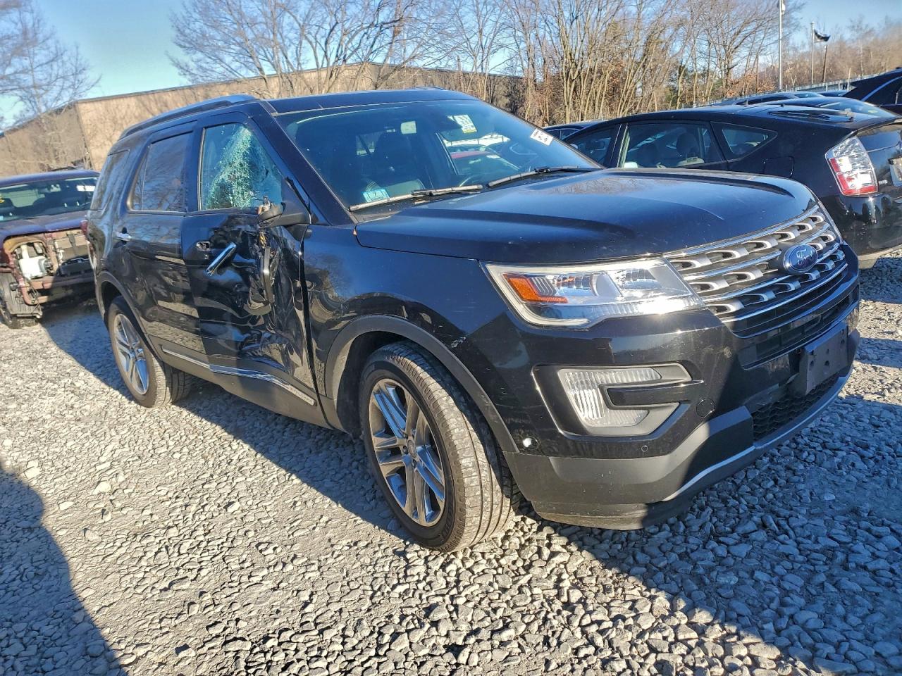 2017 FORD EXPLORER LIMITED photo 4