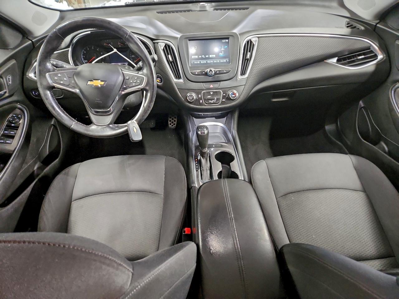 2016 CHEVROLET MALIBU LT photo 8