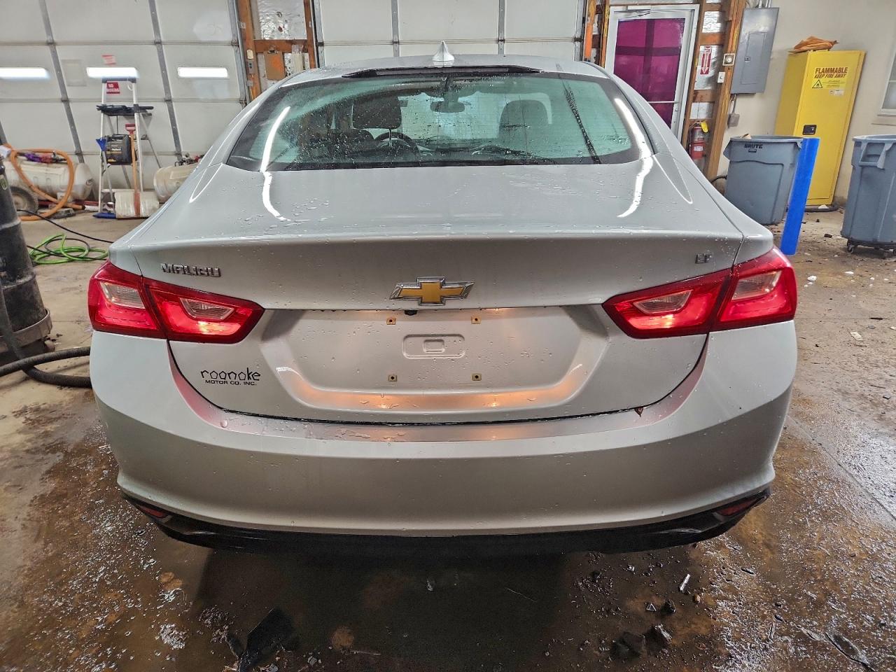 2016 CHEVROLET MALIBU LT photo 6