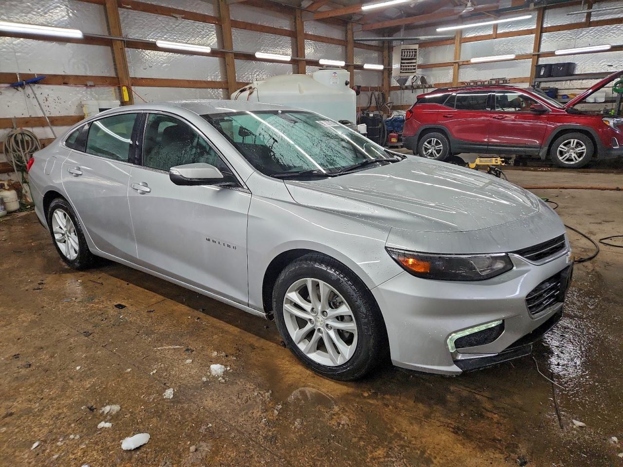 2016 CHEVROLET MALIBU LT photo 4