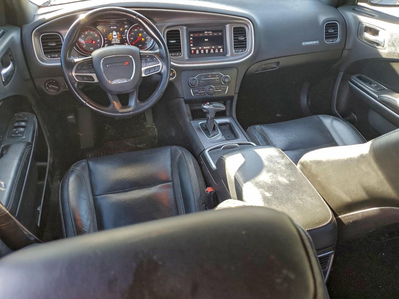 2020 DODGE CHARGER SXT photo 29