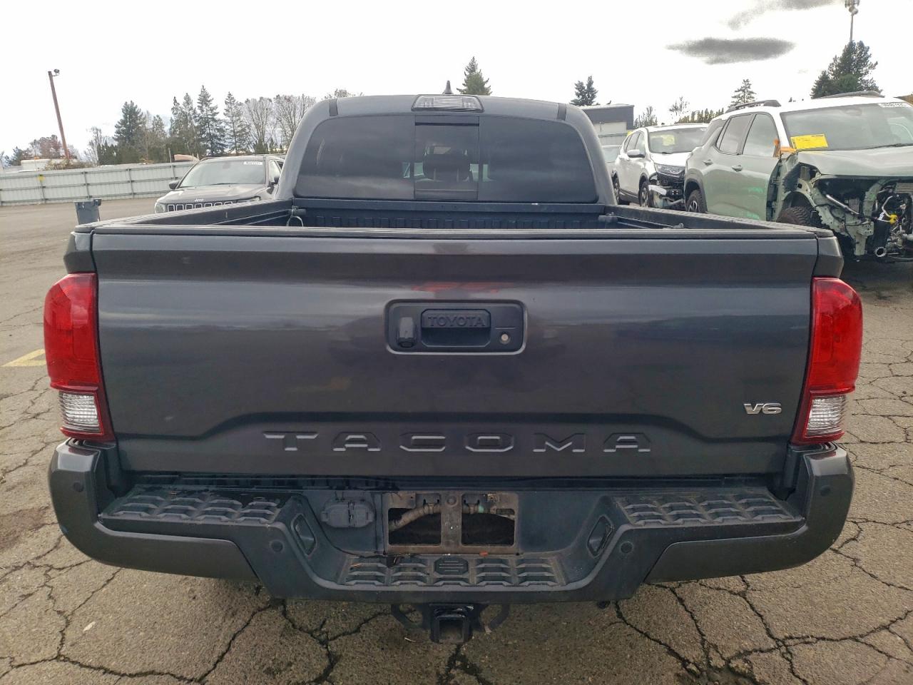 2019 TOYOTA TACOMA DOUBLE CAB photo 6