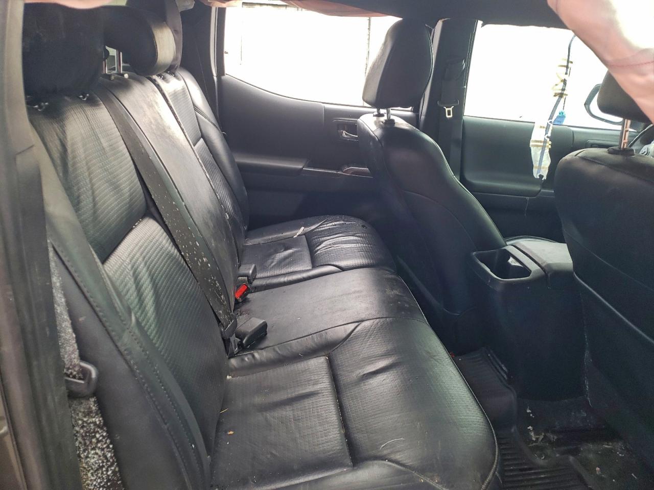 2019 TOYOTA TACOMA DOUBLE CAB photo 10