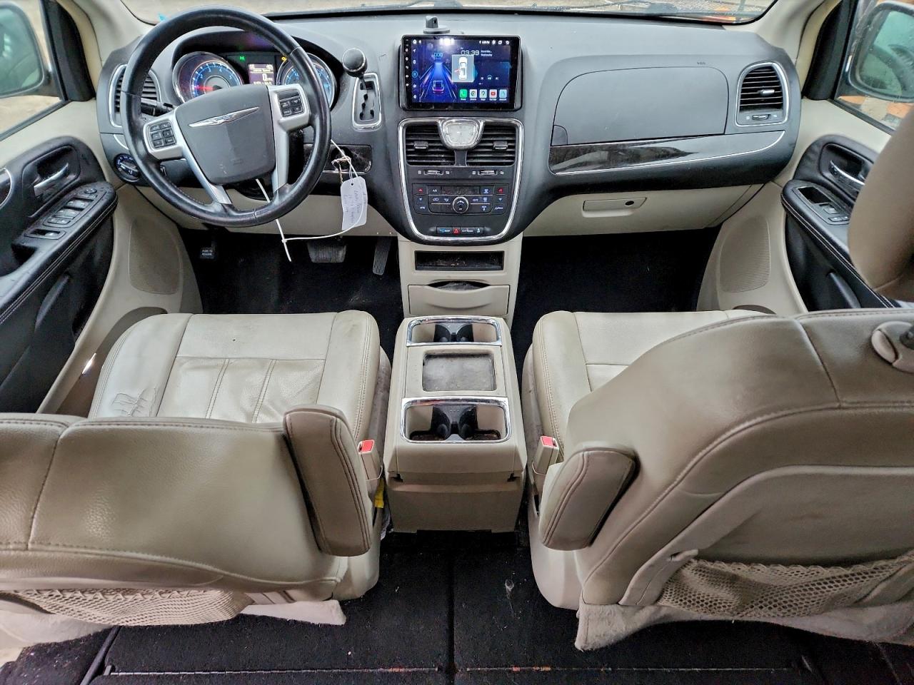 2013 CHRYSLER TOWN & COUNTRY TOURING photo 15