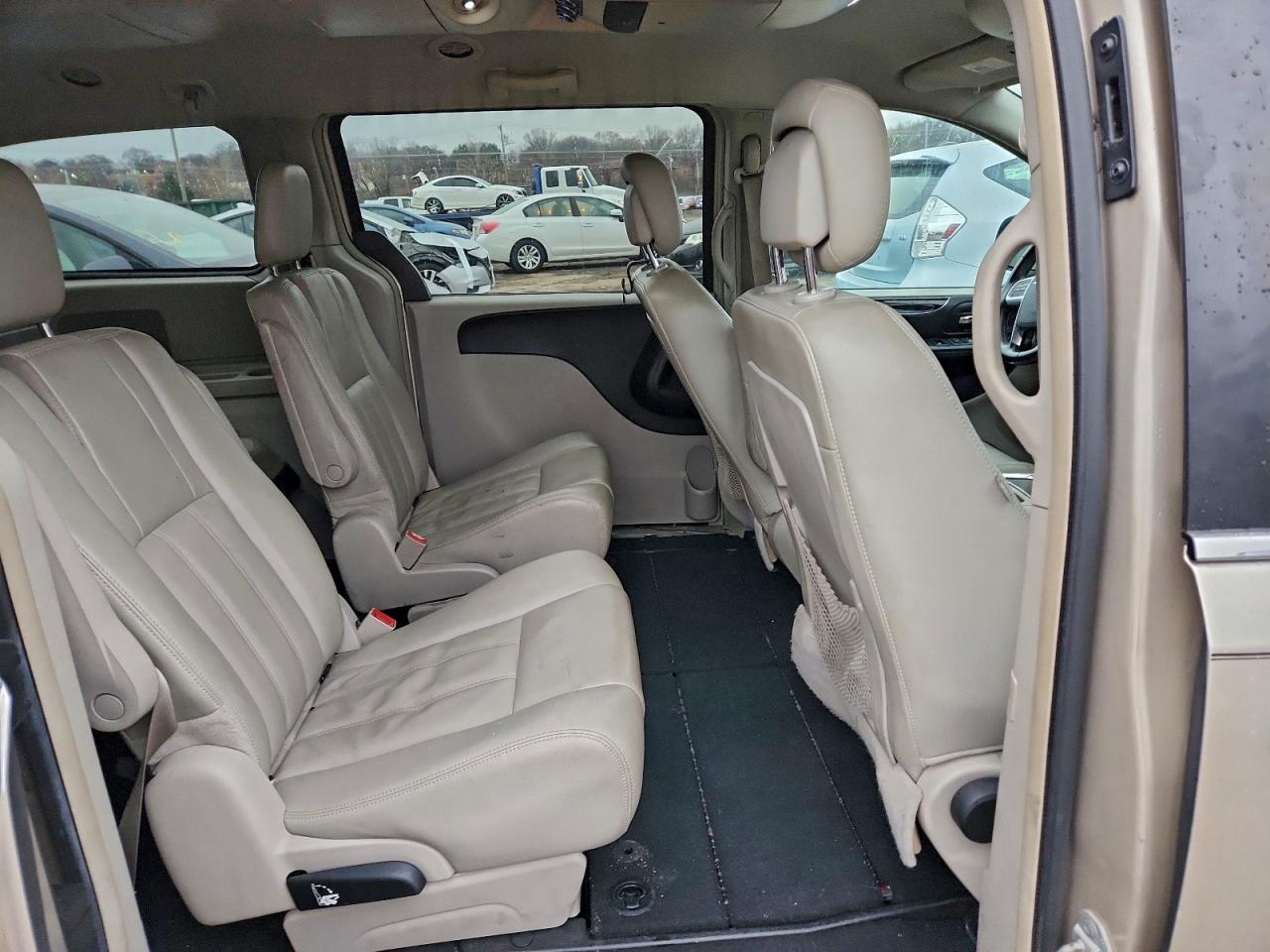 2013 CHRYSLER TOWN & COUNTRY TOURING photo 21
