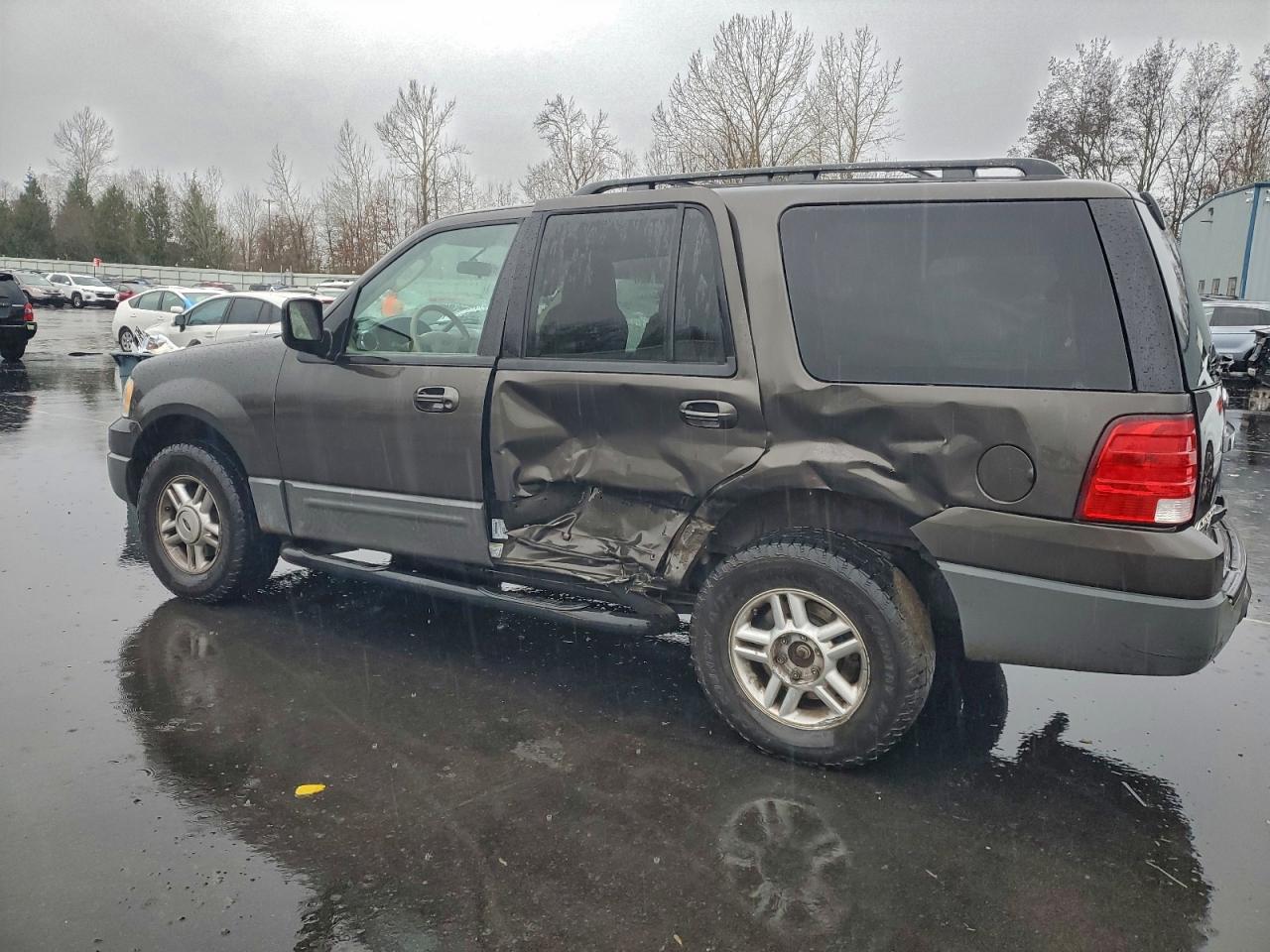 2005 FORD EXPEDITION XLT photo 2