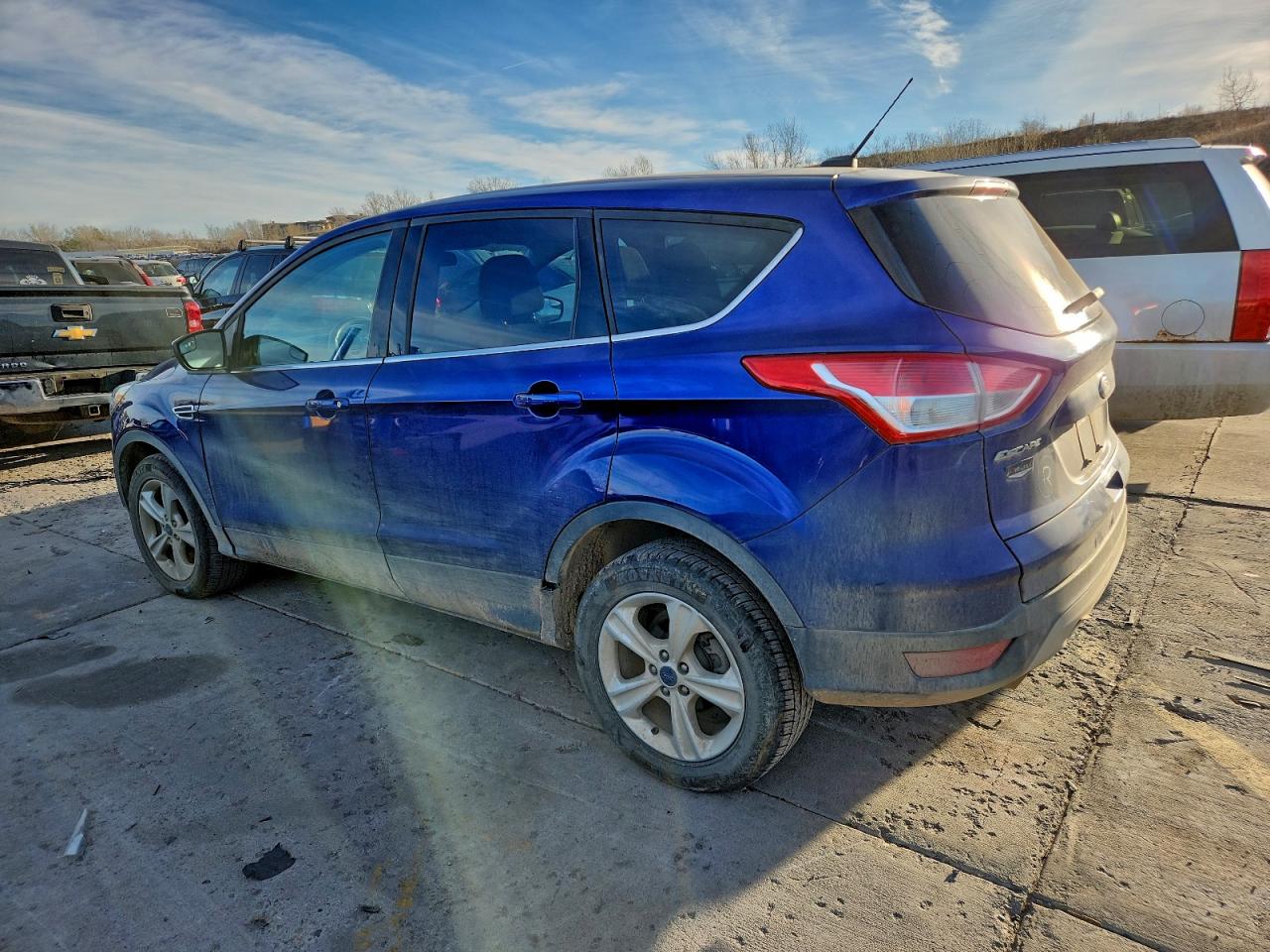 2016 FORD ESCAPE SE photo 2