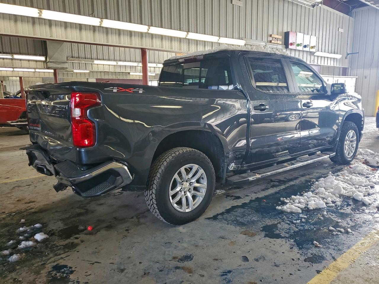 2021 CHEVROLET SILVERADO K1500 LT photo 3