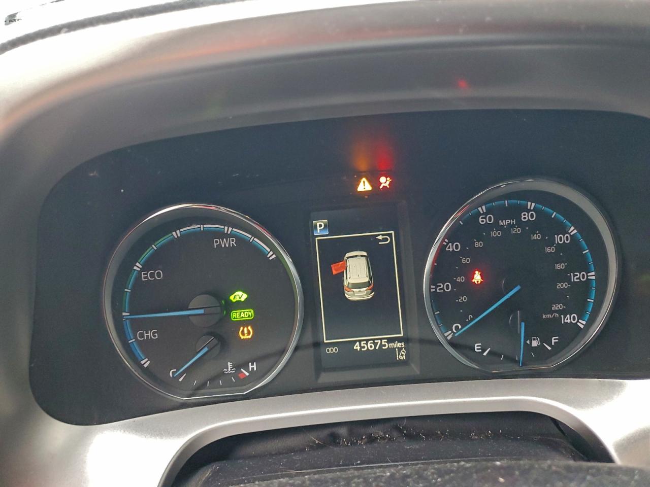 2018 TOYOTA RAV4 HV LE photo 9