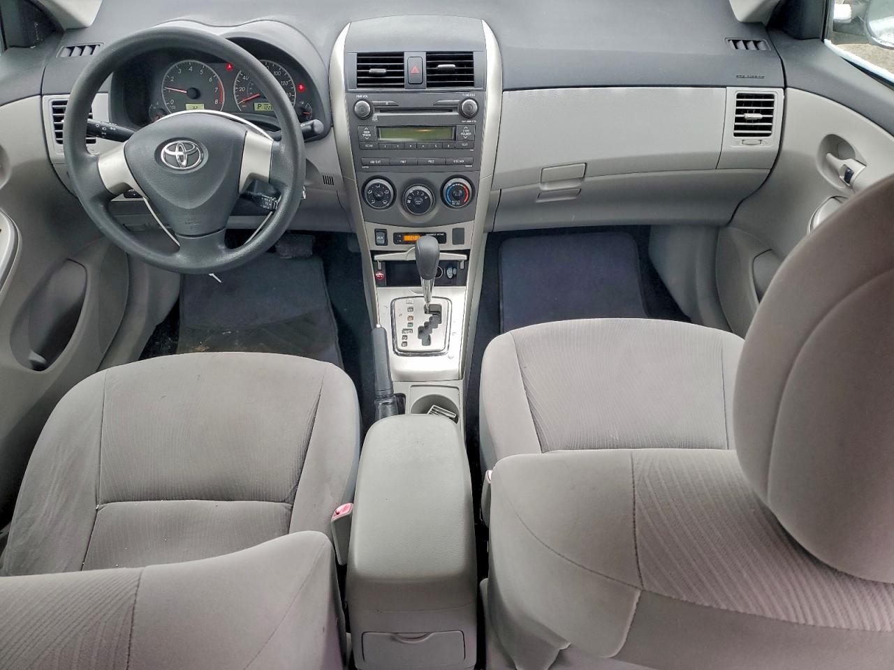 2011 TOYOTA COROLLA BASE photo 8