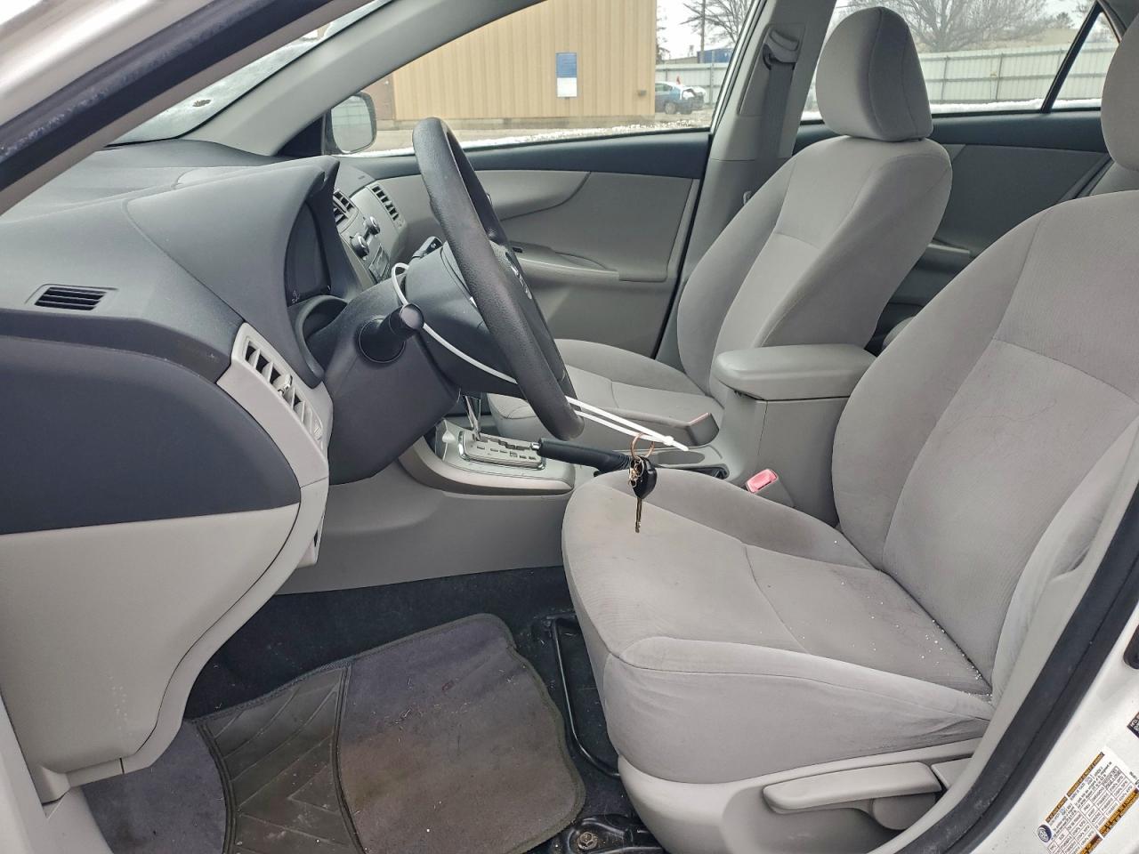 2011 TOYOTA COROLLA BASE photo 7